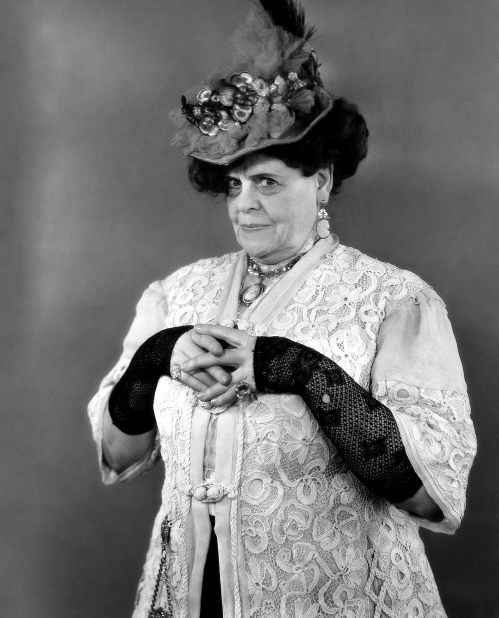 Marie Dressler, the First Female Star to Conquer Hollywood's Ageism (Make  Me Over, Episode 3) — You Must Remember This